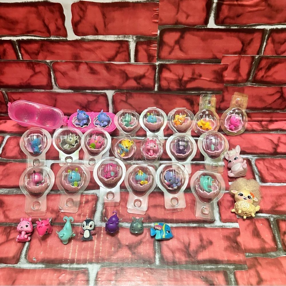 Hatchimals colleggtibles collectible’s figures lot